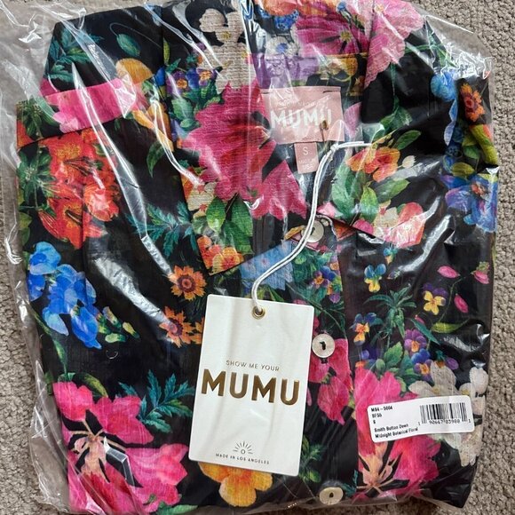 Show Me Your Mumu Smith Button Down in Midnight Botanical Floral - Picture 6 of 6
